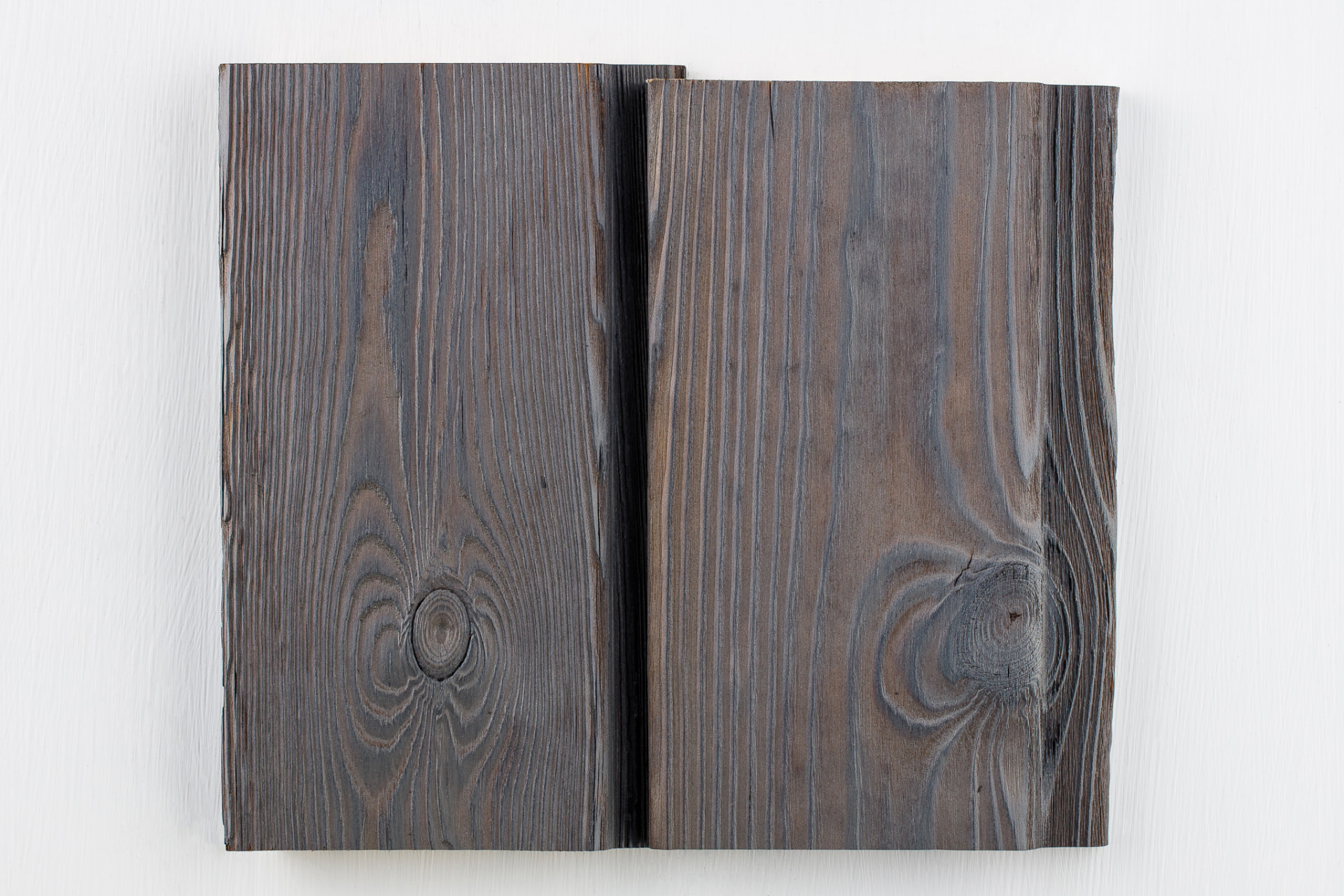 Spruce in KIME Sand Grey charred finish
